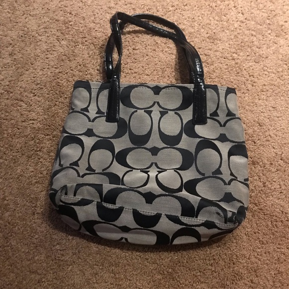 Coach signature stripe Tote Purse Black/navy/silver - Picture 3 of 3